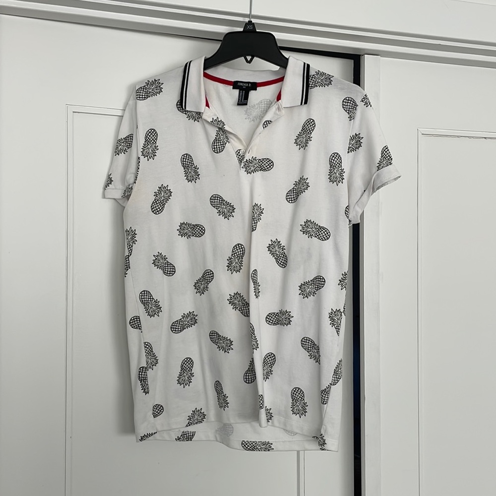 Forever 21 pineapple shirt - M